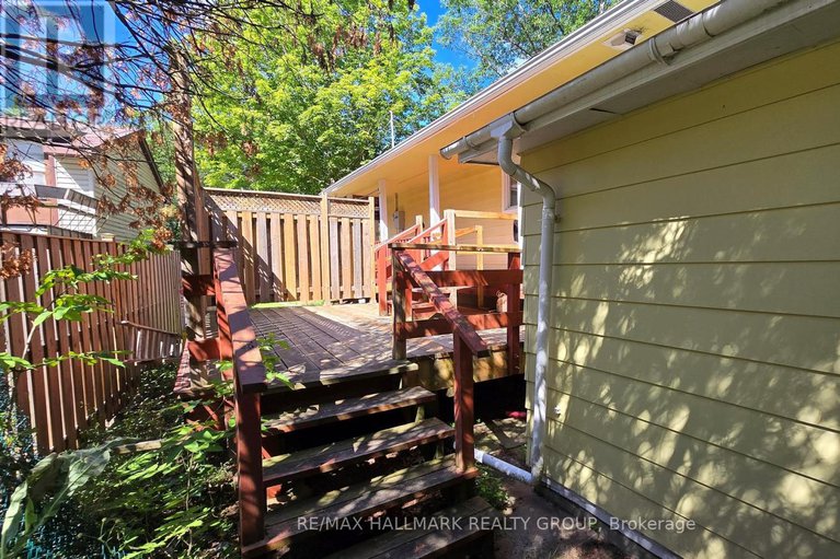 29411594/266-baldwin-street/constance-bay/ottawa/ontario/K0A3M0_33