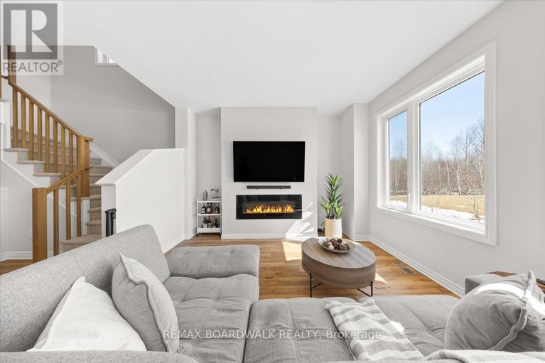 29543323/297-labelle-street/embrun/russell/ontario/K0A1W0_19