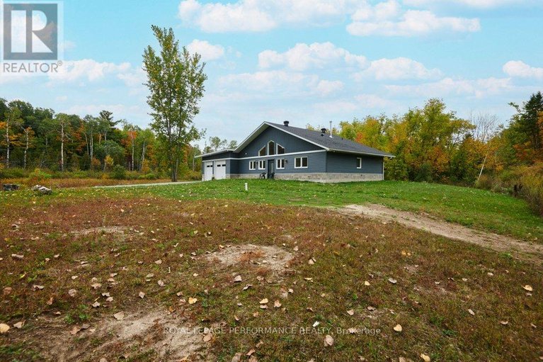 29474233/1797-march-road/carp/ottawa/ontario/K0A1L0_7