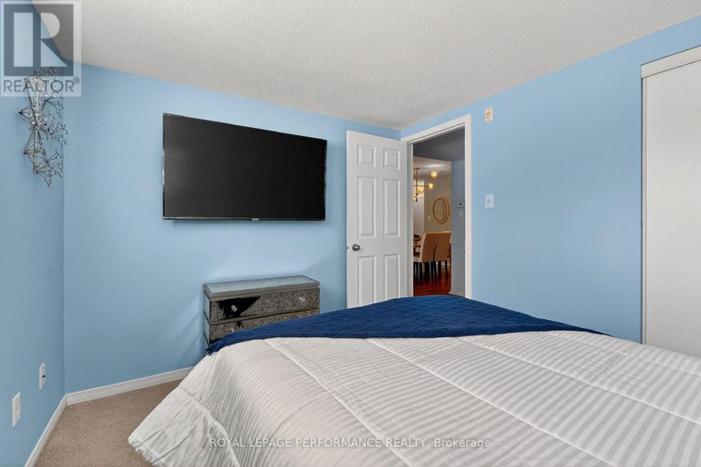 29415580/2-70-briargate-private/springridgeeast-village/ottawa/ontario/K4A0C3_35