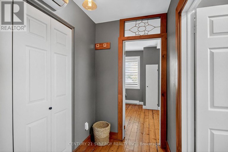 28930347/103-queen-charlotte-street/richmond/ottawa/ontario/K0A2Z0_29