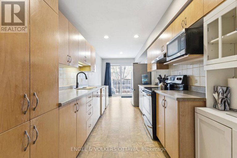 29136512/507-salzburg-drive/notting-hillsummerside/ottawa/ontario/K4A0C6_12