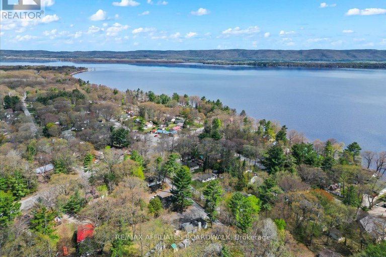 28310182/191-macmillan-lane/constance-bay/ottawa/ontario/K0A3M0_43