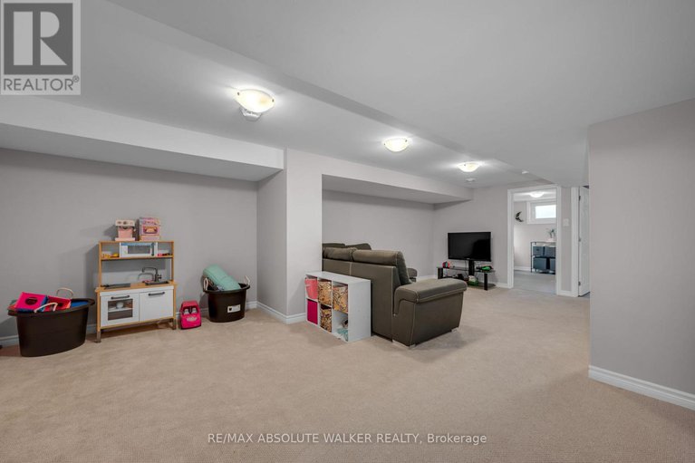 28655528/2477-merivale-road/rideau-heightsashdalerideau-glen/ottawa/ontario/K2C3H1_22