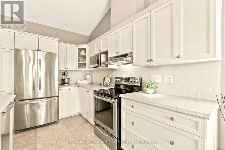 29681640/58-nixon-farm-drive/richmond/ottawa/ontario/K0A2Z0_8