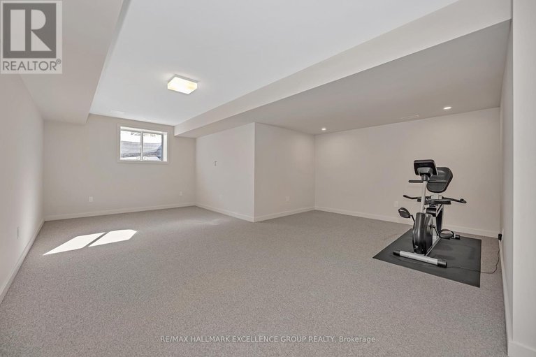 29400728/677-honeydew-street/riverside-southgloucester-glen/ottawa/ontario/K1X0K5_35