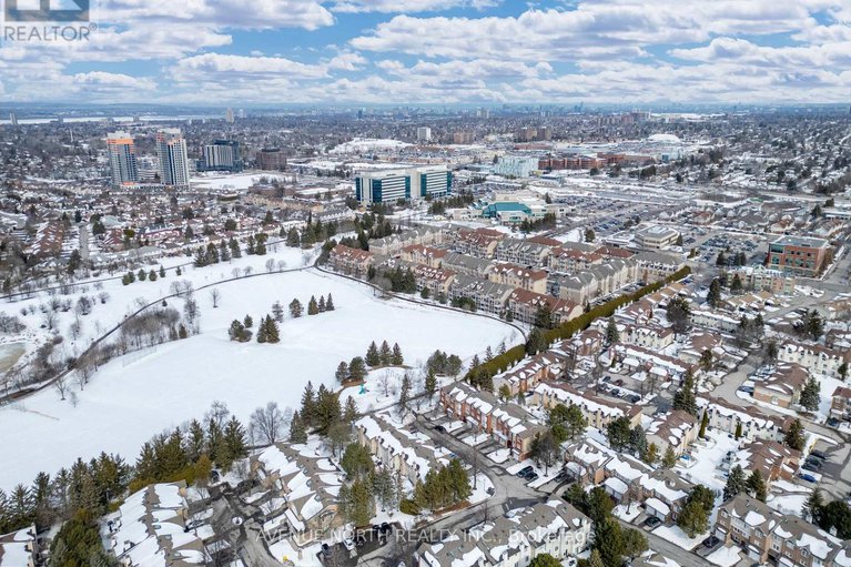 28468881/23-45-wrenwood-crescent/centrepointe/ottawa/ontario/K2G5V4_45