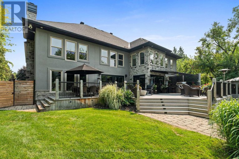 28707309/2330-summerside-drive/manotick-east-to-manotick-station/ottawa/ontario/K4M1B4_29