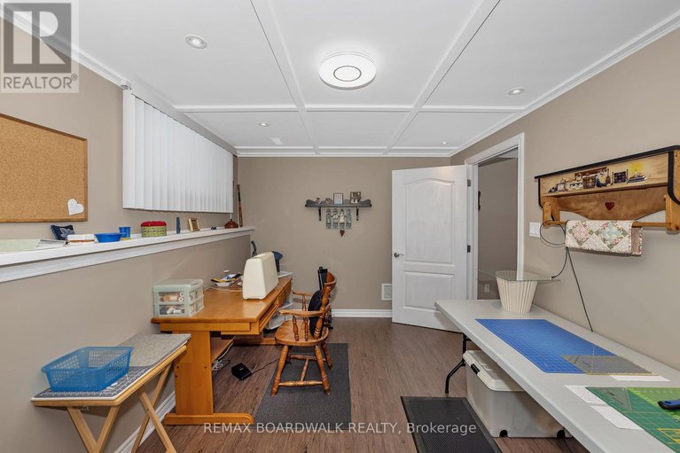 29099870/11-grove-street/iroquois/south-dundas/ontario/K0E1K0_27