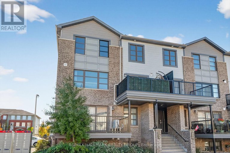 29080802/22-235-infusion-private/strandherd/ottawa/ontario/K2J5X2_1