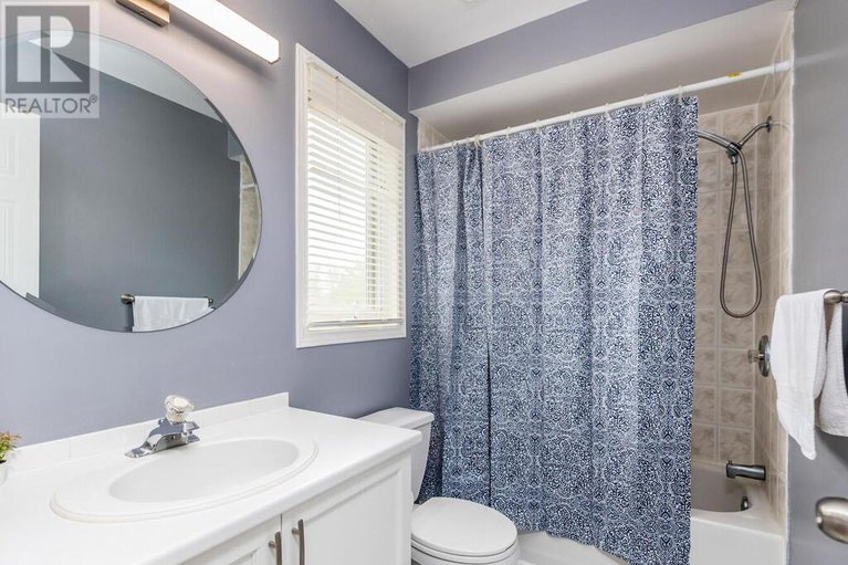 28629180/6-eagleview-street/emerald-meadowstrailwest/ottawa/ontario/K2M2R2_20