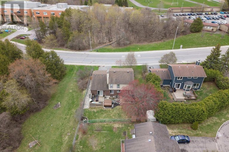 29684354/136-malvern-drive/pheasant-run/ottawa/ontario/K2J2G5_36