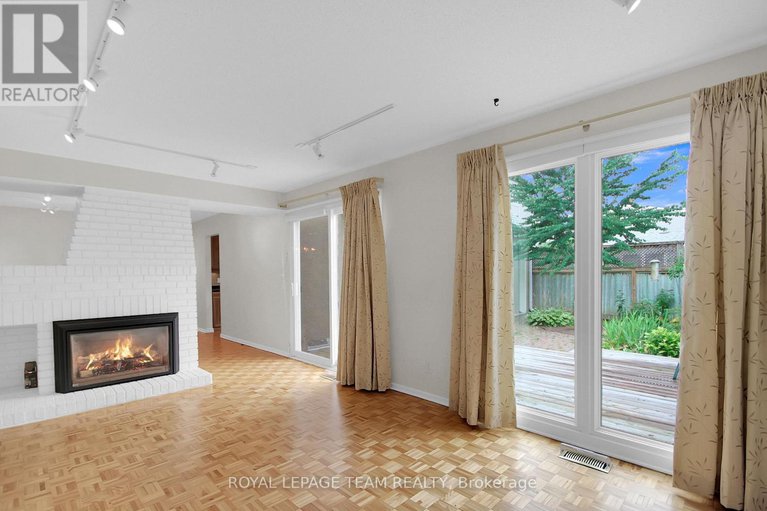 28762114/26-jackson-court/beaverbrook/ottawa/ontario/K2K1B7_22