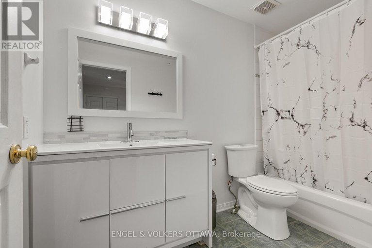 28533068/271-berrigan-drive/longfields/ottawa/ontario/K2J5C3_14