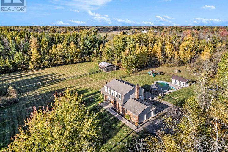 29015814/7521-fourth-line-road/rideau-twp-s-of-reg-rd-6-e-of-mccordick-rd/ottawa/ontario/K0G1J0_1