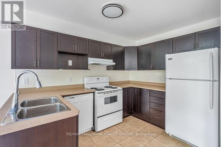 28555725/217-vision-street/riverside-southgloucester-glen/ottawa/ontario/K4M0B5_16