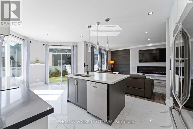 28960956/774-scala-avenue/avalon-east/ottawa/ontario/K4A4N9_16