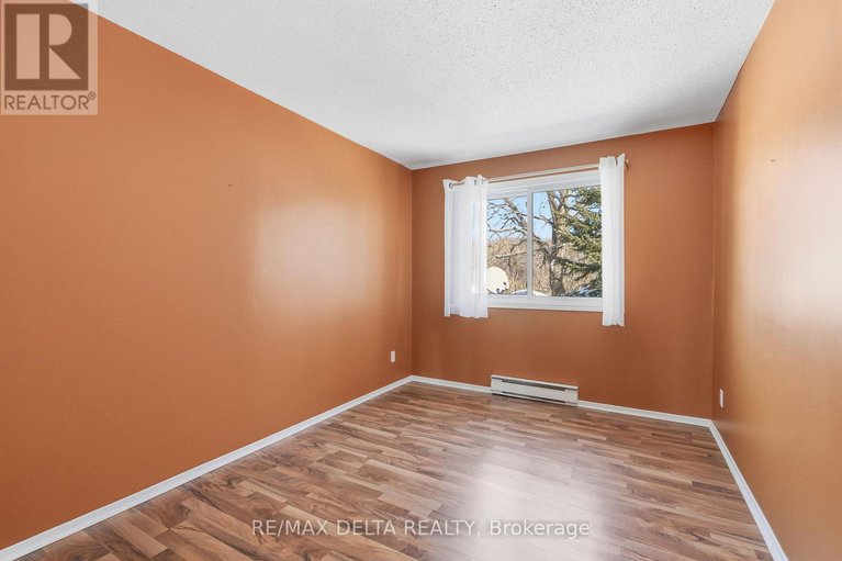 29322185/7-1948-riviera-terrace/town-of-rockland/clarence-rockland/ontario/K4K1J4_14