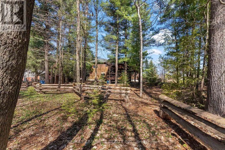 29689691/21-forest-ridge-road/mcnabbraeside-twps/mcnabbraeside/ontario/K7S3T3_39