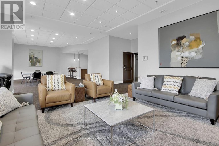 27930686/1807-70-landry-street/vanier/ottawa/ontario/K1L0A8_37