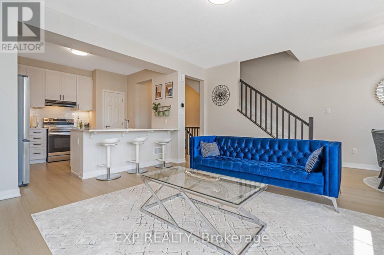 28608550/689-quilter-row/goulbourn-twp-from-franktown-rdsouth-to-rideau/ottawa/ontario/K0A2Z0_9