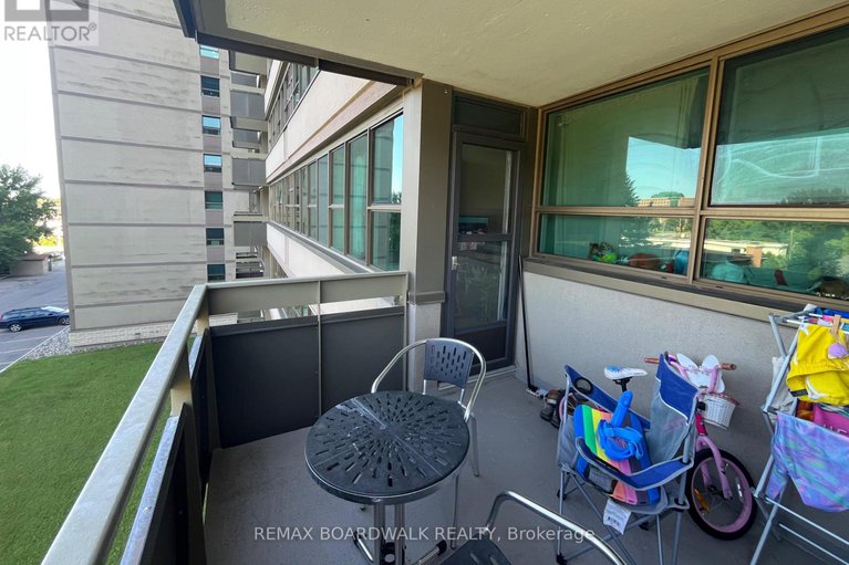 29380491/407-555-brittany-drive/viscount-alexander-park/ottawa/ontario/K1K4C5_9