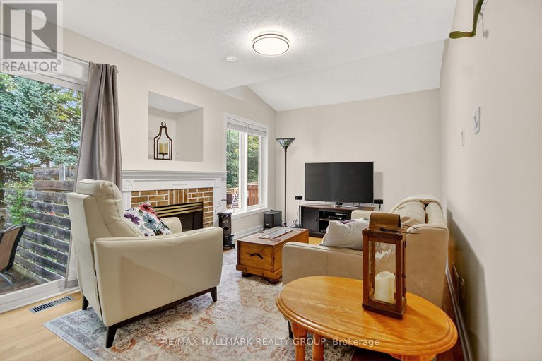 28900489/92-stonemeadow-drive/bridlewood/ottawa/ontario/K2M2M3_14