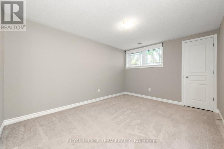 28869009/634-danaca-private/carson-meadows/ottawa/ontario/K1K2V7_20