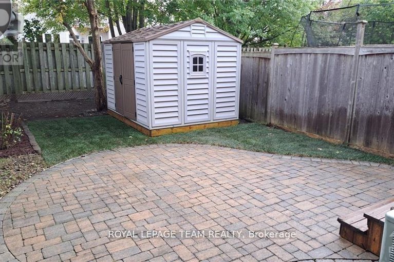 29128834/246-tandalee-crescent/emerald-meadowstrailwest/ottawa/ontario/K2M0A1_31