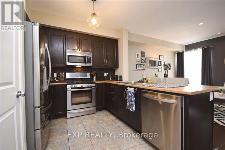 28589209/2197-descartes-street/notting-hillsummerside/ottawa/ontario/K4A0W4_9