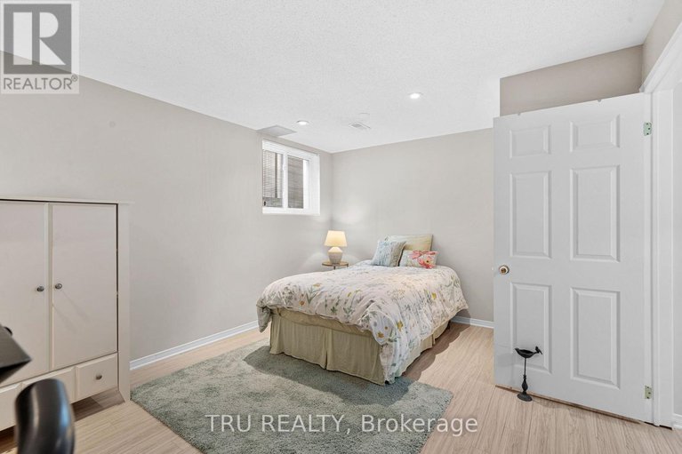 28854765/2023-avenue-o/eastway-gardensindustrial-park/ottawa/ontario/K1G0B1_28