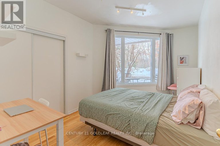29418549/1075-north-river-road/overbrook/ottawa/ontario/K1K3V9_20