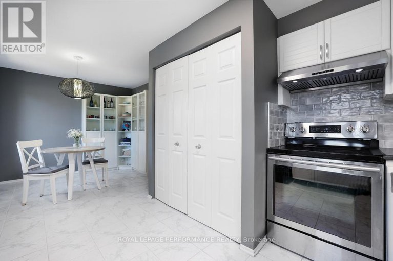 28992584/21-arbordale-crescent/centrepointe/ottawa/ontario/K2G5C7_21