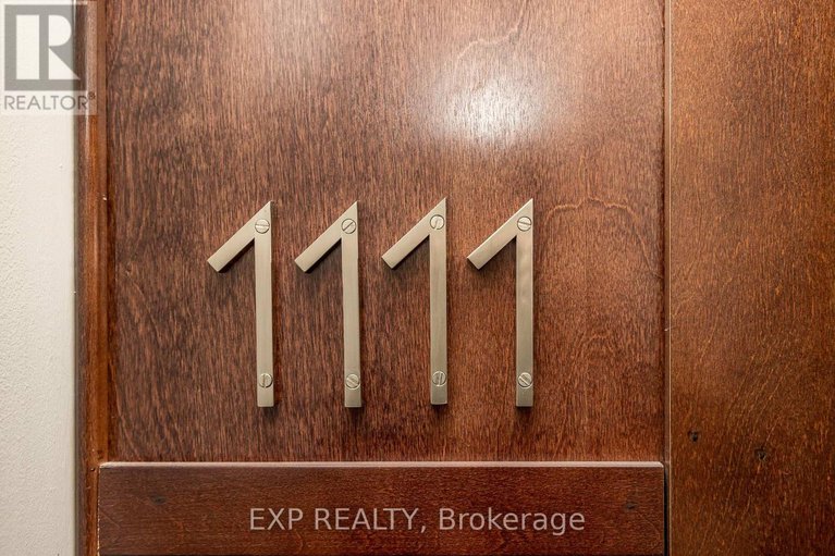 29419267/1111-200-besserer-street/sandy-hill/ottawa/ontario/K1N0A7_29