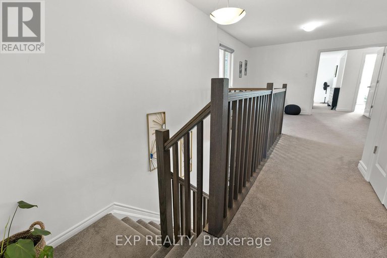 28779457/1010-eider-street/riverside-southgloucester-glen/ottawa/ontario/K4M0P5_24