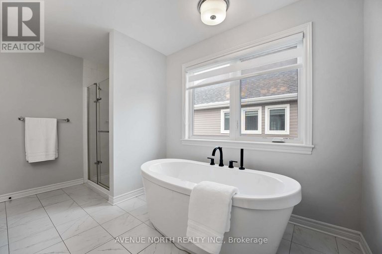 29668147/711-moonflower-crescent/blossom-parkkemp-parkfindlay-creek/ottawa/ontario/K1T0X8_26