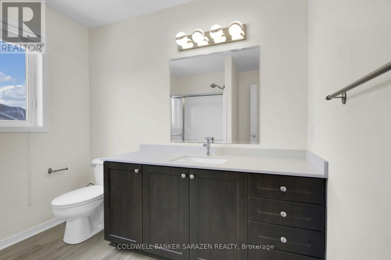 29528545/715-clearbrook-drive/strandherd/ottawa/ontario/K2J5P1_22