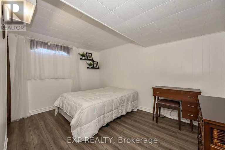 29640576/2500-hopkins-road/queensway-terrace-north/ottawa/ontario/K2B7X7_8