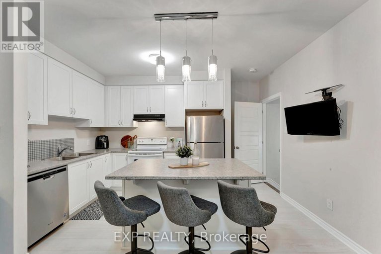 28559574/316-117-pilot-private/emerald-meadowstrailwest/ottawa/ontario/K2V0S4_15