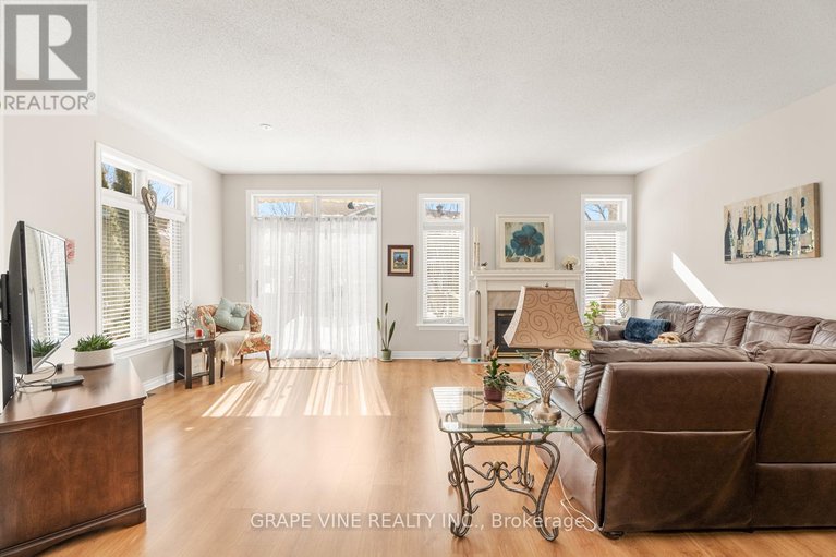 28389612/60-sable-run-drive/stittsville-central/ottawa/ontario/K2S1W7_10