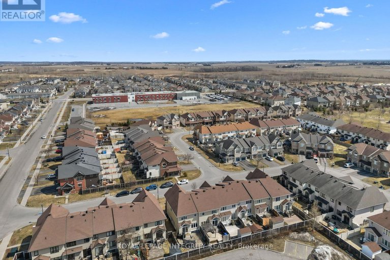 29597010/356-ravenswood-way/avalon-east/ottawa/ontario/K4A0R8_39