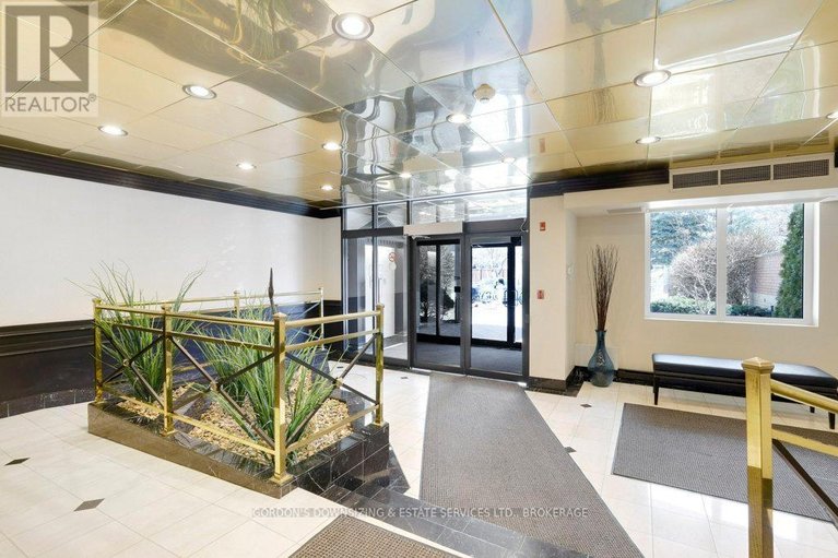 29600796/103-3099-carling-avenue/bayshore/ottawa/ontario/K2H5A6_5