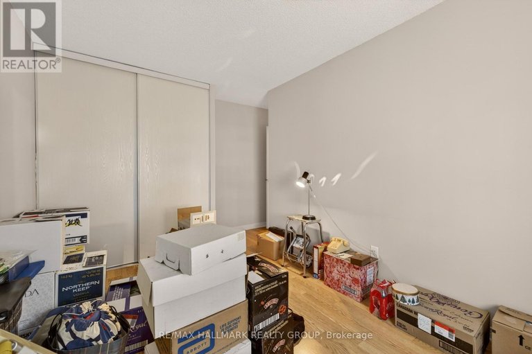 29653717/209-2000-jasmine-crescent/beacon-hill-south/ottawa/ontario/K1J8K4_27