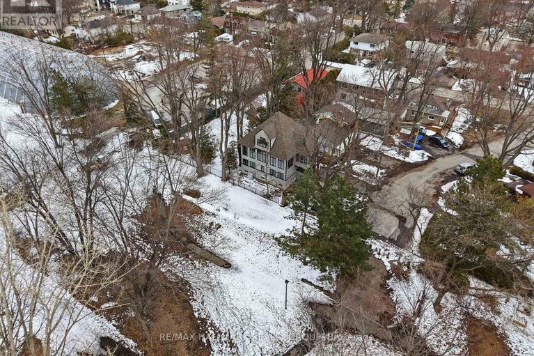 29571963/53-scrivens-street/britannia/ottawa/ontario/K2B8M6_43