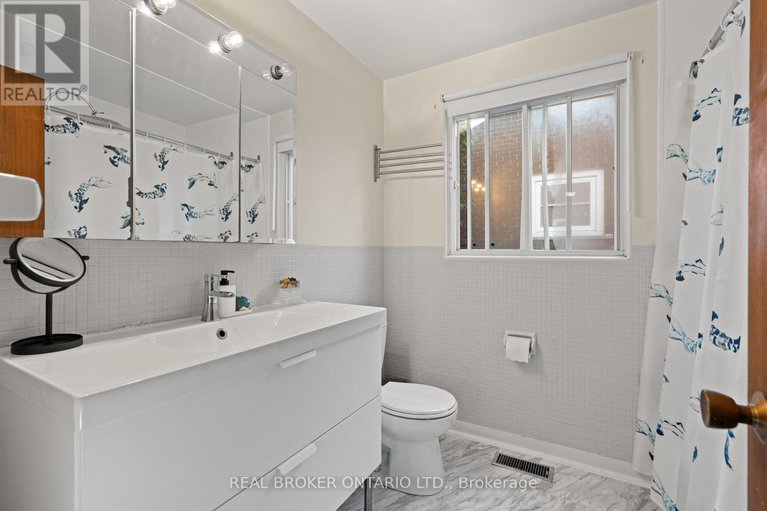 29028526/1229-cobden-road/queensway-terrace-southridgeview/ottawa/ontario/K2C2Z4_19