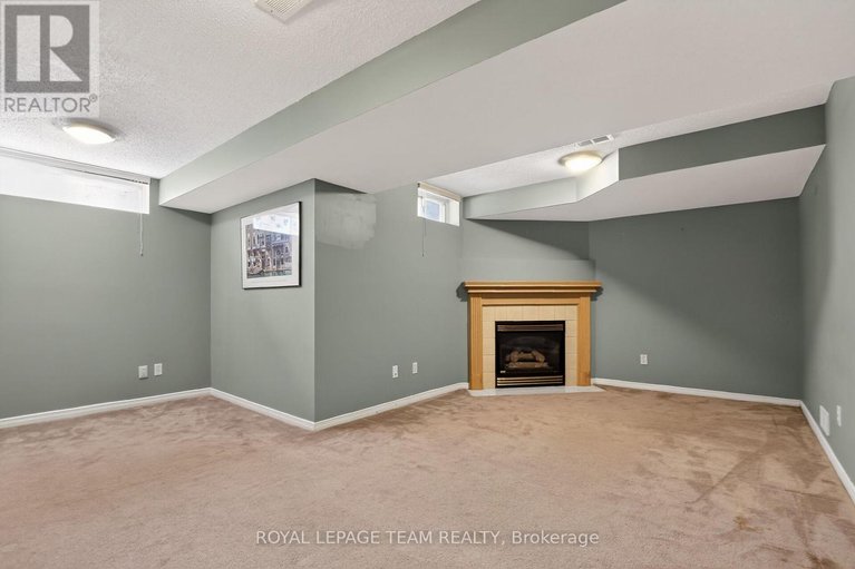 29460136/21-baton-court/katimavik/ottawa/ontario/K2L4C8_40