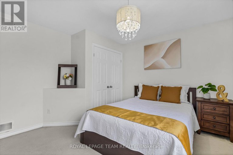 28384624/3728-mountain-meadows-crescent/riverside-southgloucester-glen/ottawa/ontario/K1V1V7_24