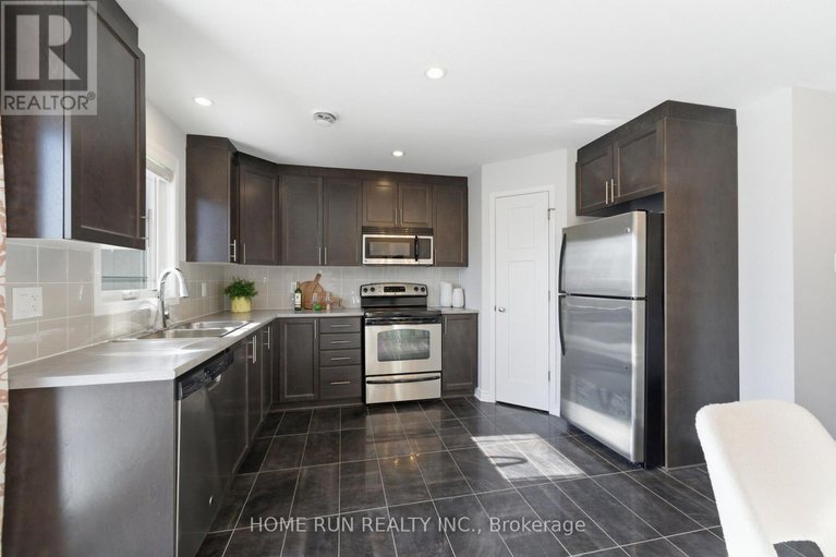 29374831/462-leboutillier-avenue/carson-meadows/ottawa/ontario/K1K2V7_16