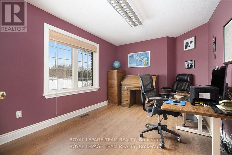 29238669/2124-cty-rd-18-road-s/north-grenville-twp-kemptville-south/north-grenville/ontario/K0G1J0_23