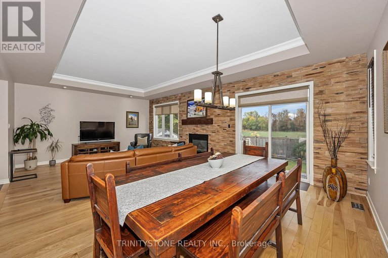 28903888/452-landswood-way/stittsville-south/ottawa/ontario/K2S0A4_13